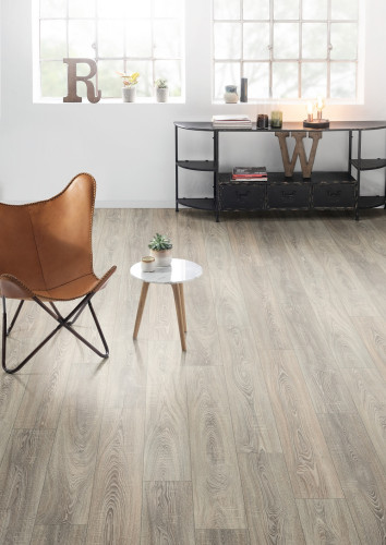 Ламинат Egger PRO 2021+ (Classic 8/33 V4 GAG) EPL036 Дуб Бардолино серый